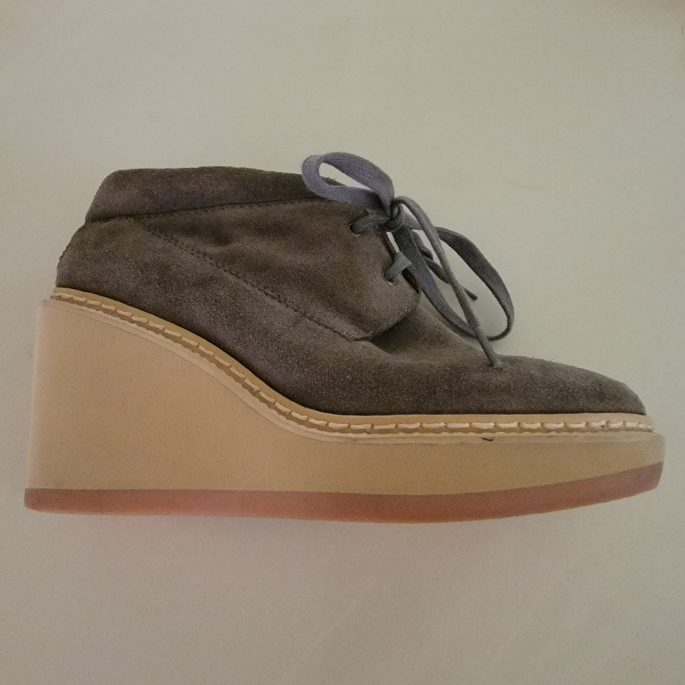 GRAY SUEDE WEDGES